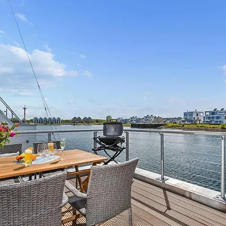 Úszó hotel La Marina Olpenitz